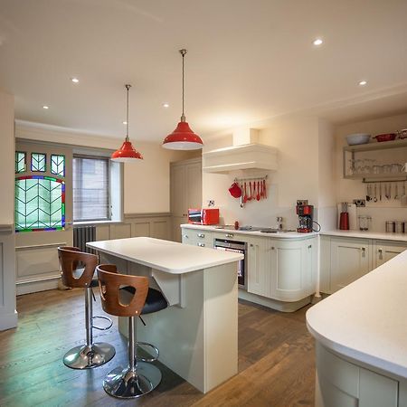 Ludlow - Linnet House - Well Presented Townhouse With Parking - Perfect Location For Exploring On Foot, Sleeps Up To 8 Guests - Hosted By Rentmyhouse Zewnętrze zdjęcie