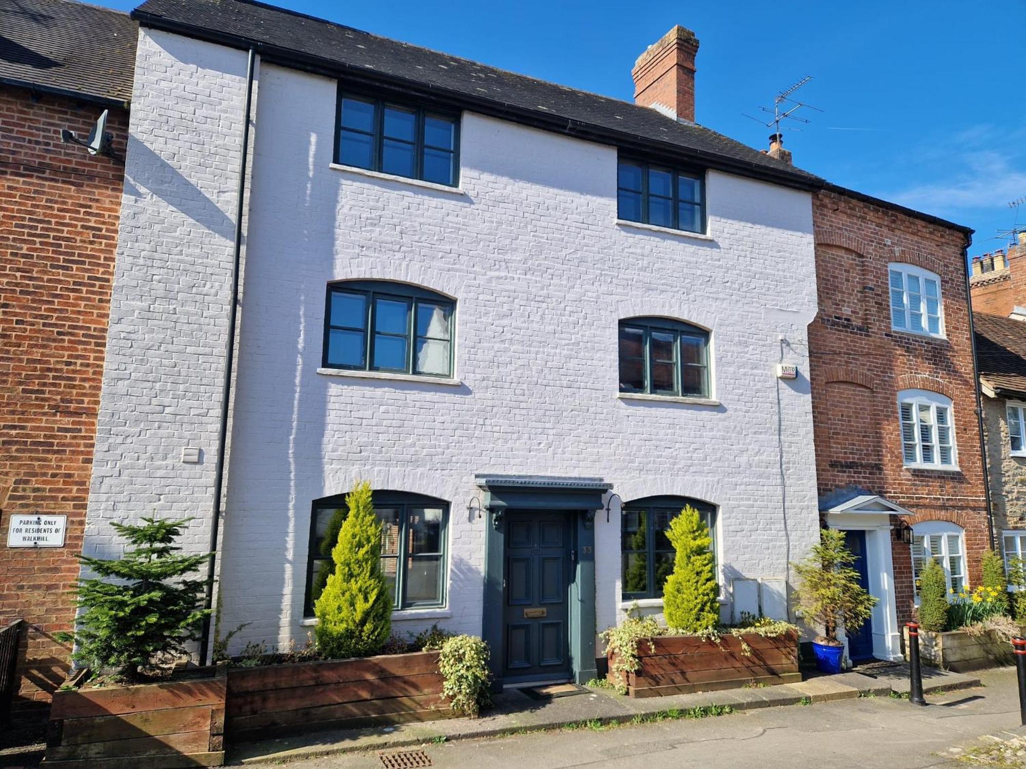 Ludlow - Linnet House - Well Presented Townhouse With Parking - Perfect Location For Exploring On Foot, Sleeps Up To 8 Guests - Hosted By Rentmyhouse Zewnętrze zdjęcie