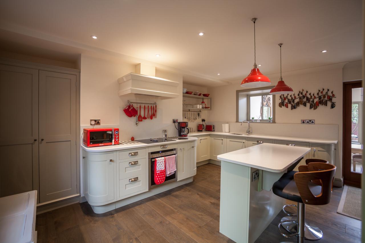 Ludlow - Linnet House - Well Presented Townhouse With Parking - Perfect Location For Exploring On Foot, Sleeps Up To 8 Guests - Hosted By Rentmyhouse Zewnętrze zdjęcie